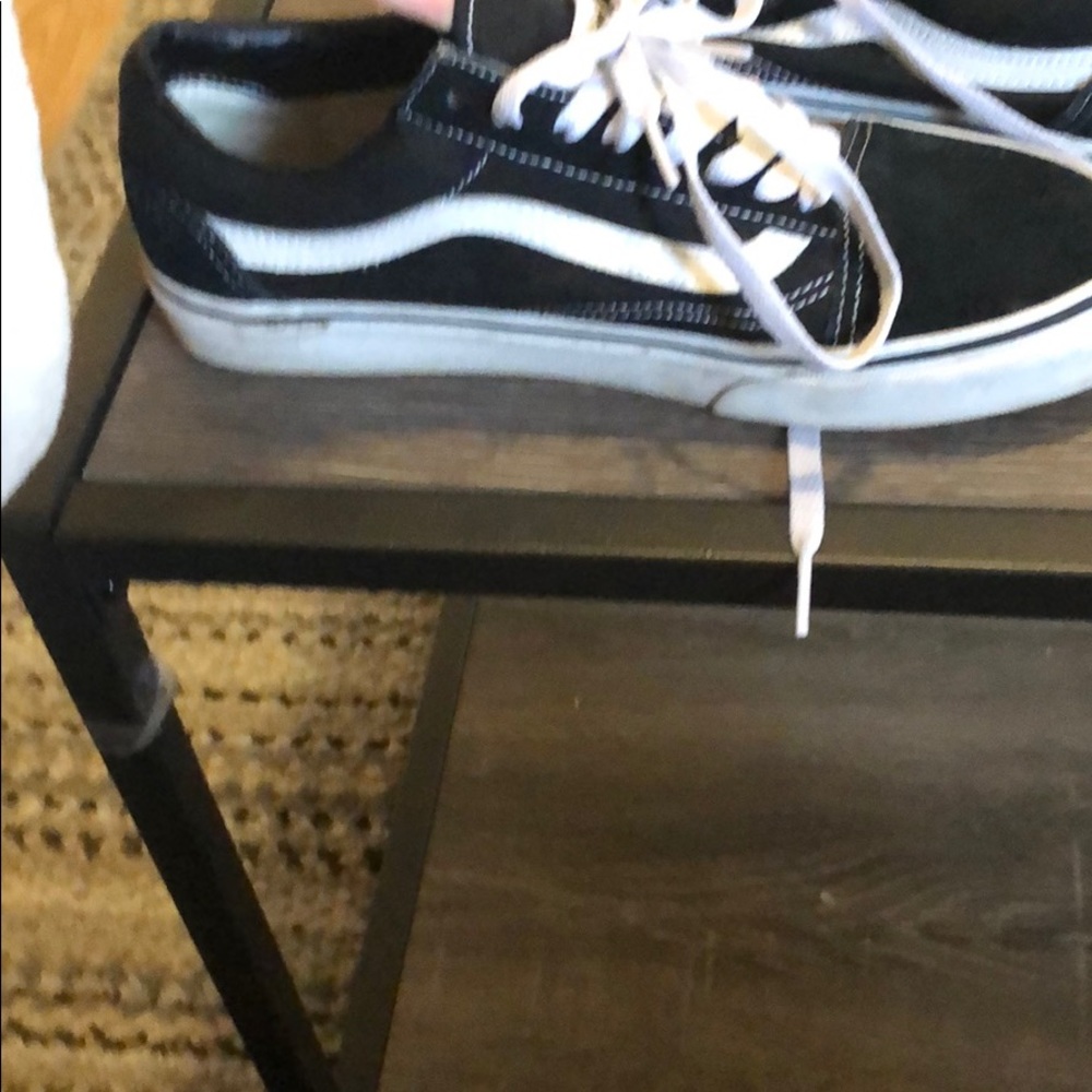 Vans - Picture 2 of 3